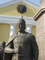 Бронзовая фигура воина у памятника Столыпину, ул.Радищева
