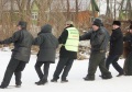 Подъем спасателями провалившегося под лед автомобиля "Шевроле-Нива". Река Каюковка, село Генеральское.