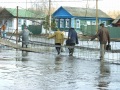 Весенний паводок, река Медведица, город Аткарск. Уровень воды превысил критическую отметку. 
