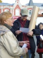 Пикет активистов Союза "Гражданское действие" против принятия проекта Лесного кодекса, площадь Чернышевского.