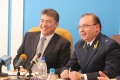 Заместитель генерального прокурора Анатолий Бондар и прокурор Саратовской области Евгений Григорьев (справа).