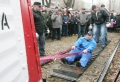 Саратовский силач Вячеслав Максюта сдвинул пять трамваев.