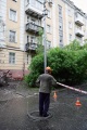 Улица Т. Шевченко, Саратов. Тополь придавил три машины.
