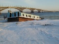 Дебаркадер, поставленный на зимовку, река Волга.