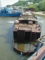 Затонувшее судно, подъем из воды, река Волга.