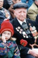 Ветеран ВОВ с внучкой.
