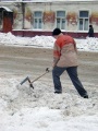 Расчистка улицы от снега.