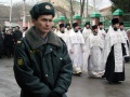 Крестный ход по случаю передачи мощевика Русской Православной Церкви.