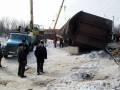 На перегоне Трофимовский-2 - Зоринский Приволжской железной дороги с рельсов сошли 17 вагонов грузового поезда со строительными материалами.