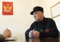 Александр Попов, 1925 года рождения. По данным УИН, это единственный саратовец, попавший под амнистию  честь 60-летия Победы. 