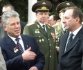 60-лет Победы. Губернатор Саратовской области Павел Ипатов (слева).