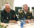 На презентации книги "И была война", посвященной 60-летию Великой Победы. Фролов Георгий (справа) - участник парада Победы 2005 года.