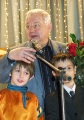 Народный артист СССР Олег Табаков провел благотворительную акцию - передал кресла Дворцу творчества детей и молодежи.
