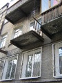 Остатки обвалившегося балкона, улица Мичурина.