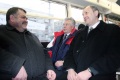 Сергей Тульский, Павел Ипатов, Валерий Радаев в салоне нового трамвая.