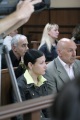 Отец, жена и адвокат  потерпевшего на оглашении приговора в отношении троих милиционеров, обвиняемых в убийстве Армена Гаспаряна. Саратовский областной суд.