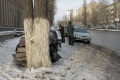 "ВАЗ - 2108" врезался в дерево. Проспект Строителей, Саратов.

