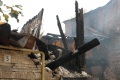 По улице Яблочкова произошел пожар. В результате практически полностью сгорел дом N 5. Саратов.