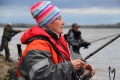 На Волге, в районе поселка Чардым, состоялся фестиваль "Время фидера - осень 2013" по ловле рыбы с берега на донную снасть (фидер).