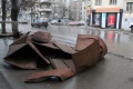 Ветер сорвал часть крыши со здания. Улица Чернышевского, Саратов.